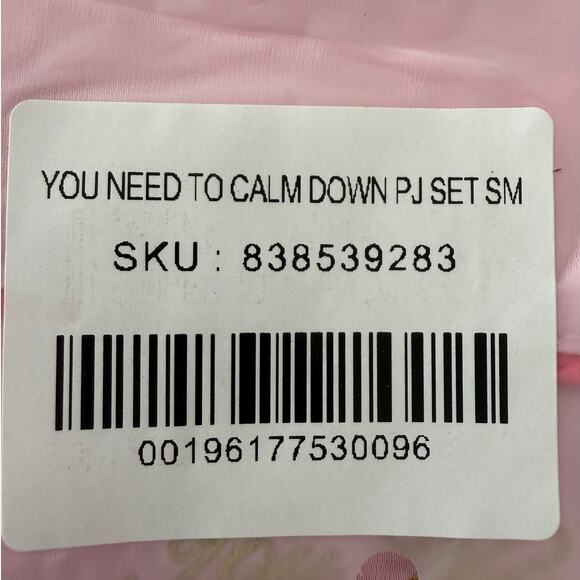 TAYLOR SWIFT NWT | PINK YOU NEED TO CALM DOWN PJ PAJAMA SET AND EYE MASK | SMALL - Picture 4 of 6